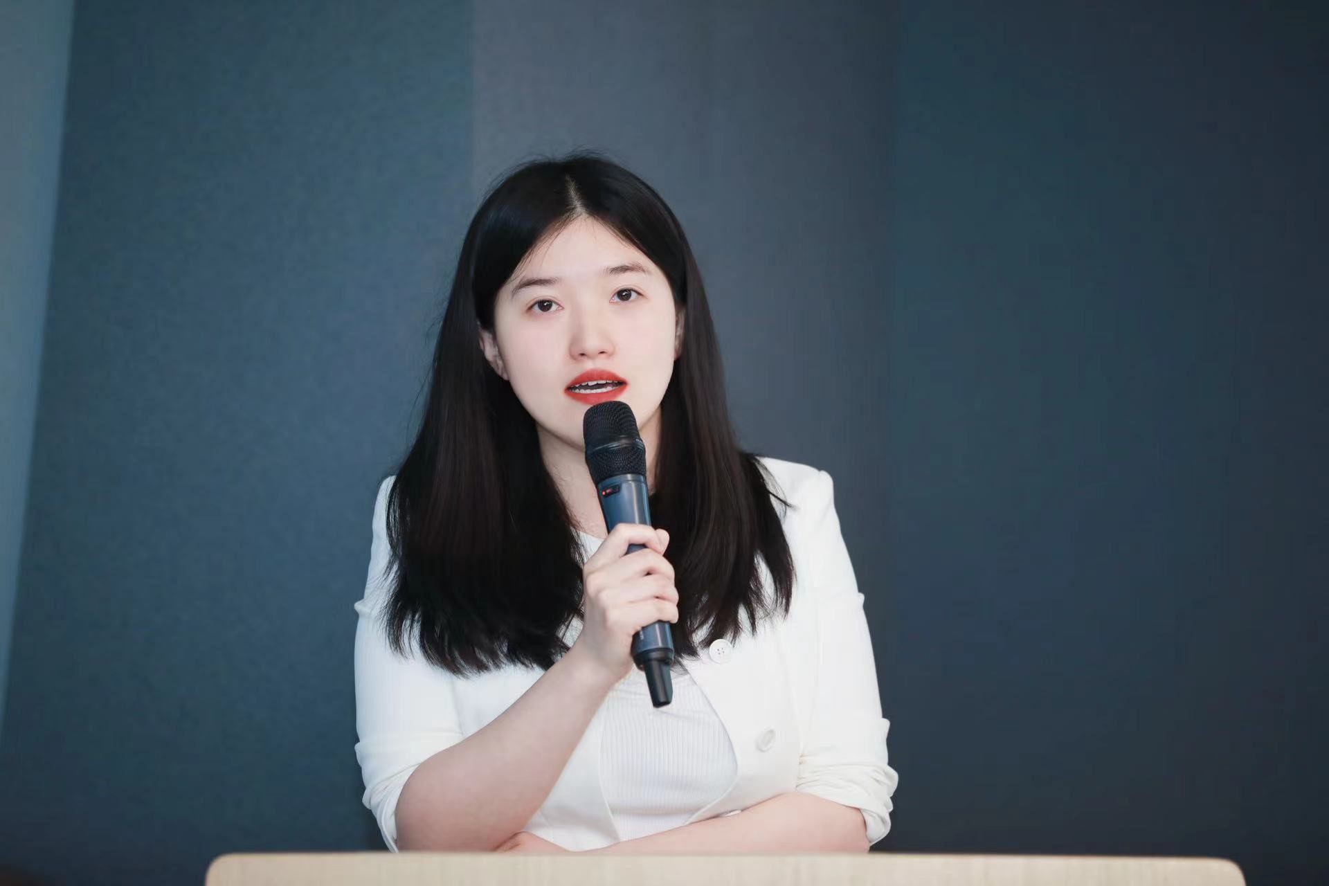 1715408835575056635.jpg 1715408835575056635.jpg