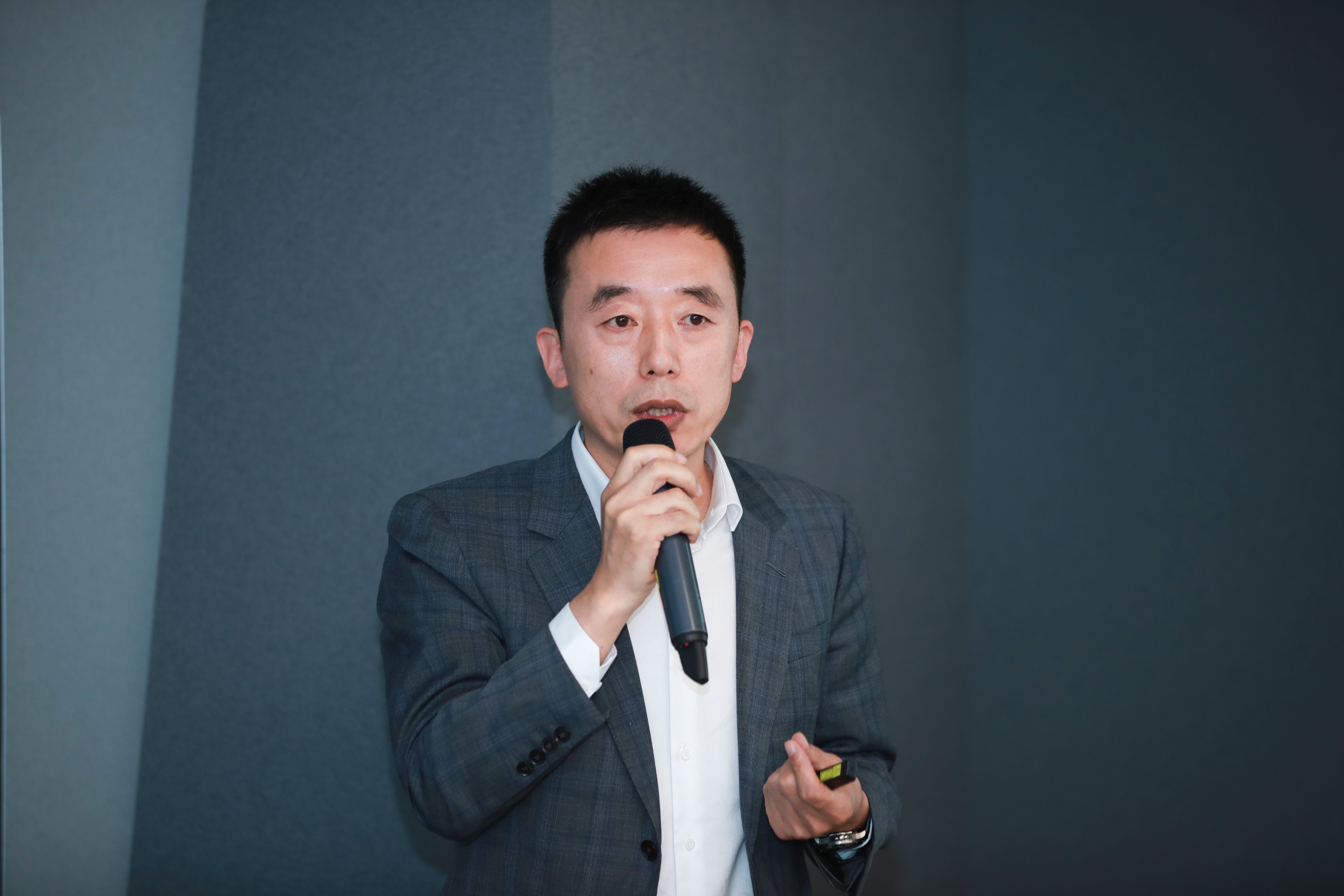 1715409102269013547.jpg 1715409102269013547.jpg